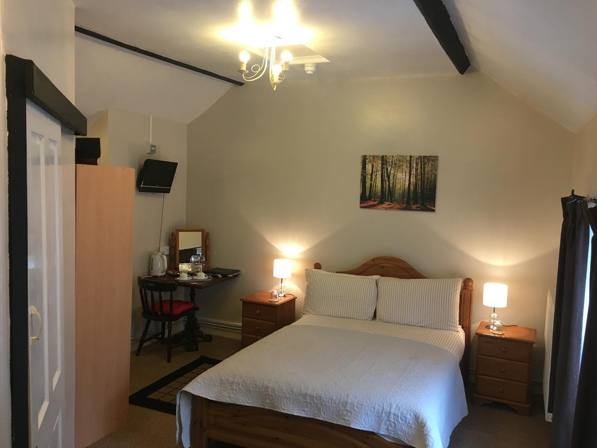 Wye Knot Stop Bed & Breakfast *